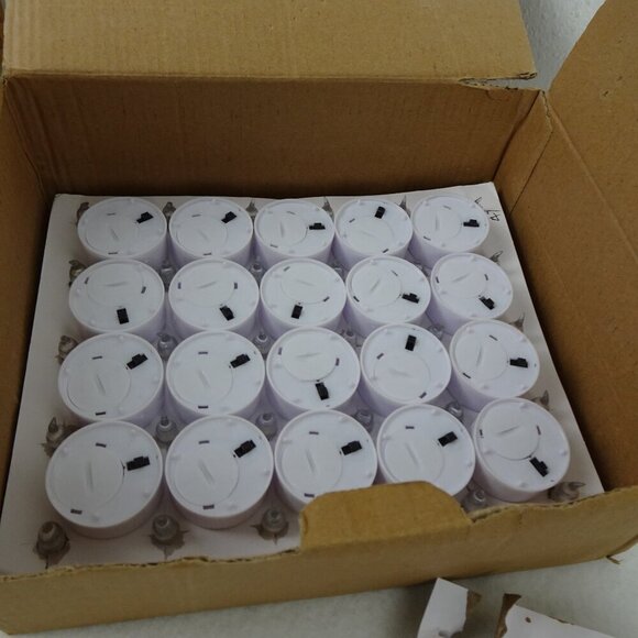 80 Pack Flameless Candles Tea Lights Flickering White Base - Picture 8 of 11